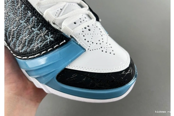 Jordan  UNC 318376-041  318376-041 23 0513